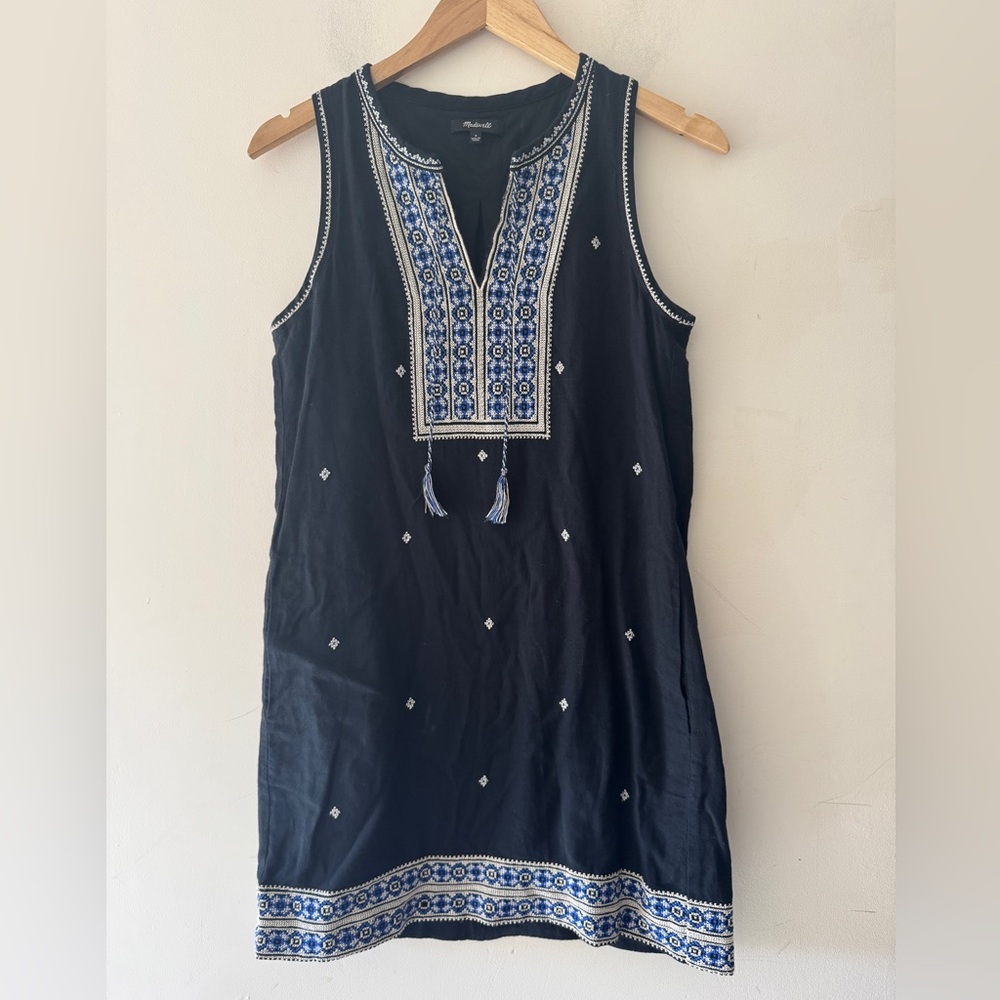 Madewell Suncoast Embroidered Shift Dress Women's Size 0 Sleeveless Black Tassel